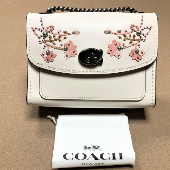 Coach Handbags - ⭐️HP⭐ NWT COACH Floral Embroidered Parker 18 Bag
